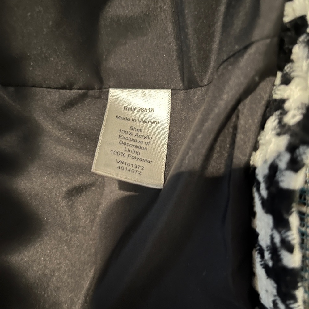 Black and White Blazer Houndstooth Blazer - Picture 9 of 9